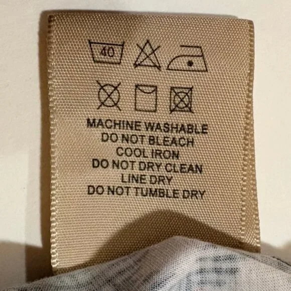 Plaid Logo Graphic T-Shirt Streetwear Designer Inspired Cotton Tee - Picture 4 of 6